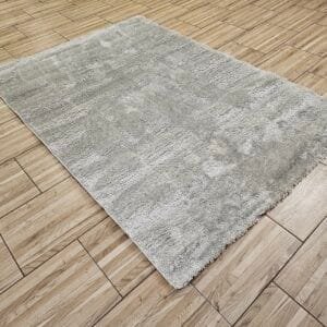 Шаги - светло сиво